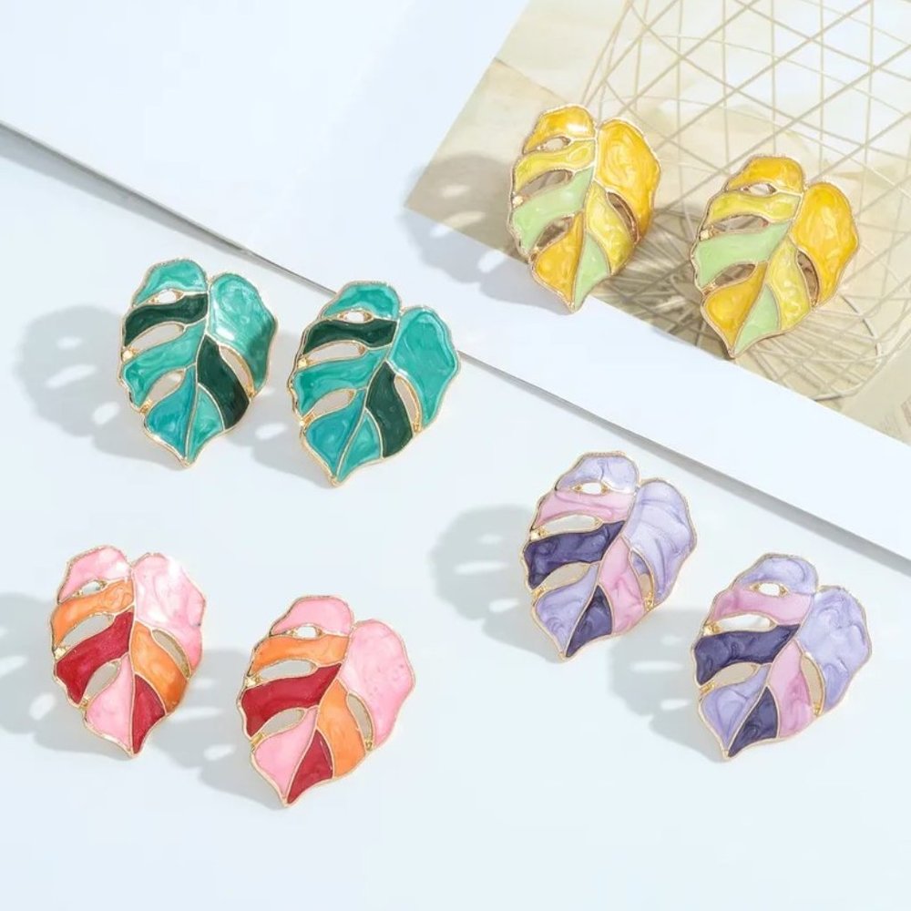Green & Gold Bohemian Monstera Leaf Palm Tree Leaf Marble Painted Stud Earrings - Picture 5 of 6